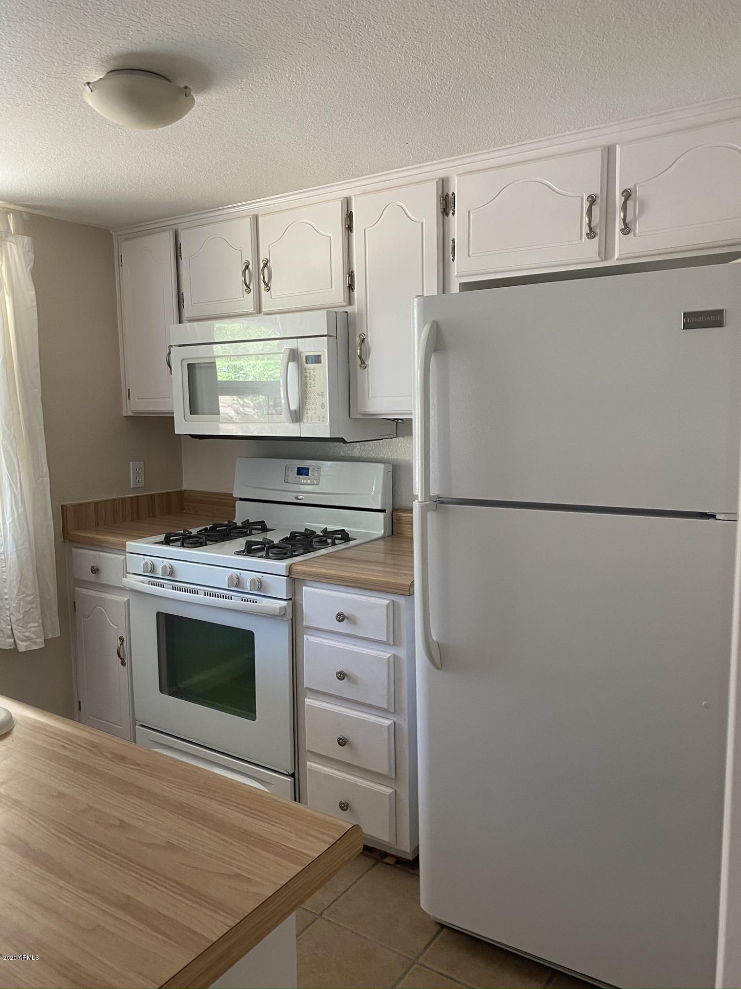 SUMMIT MEADOWS - Residential