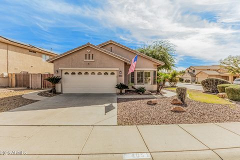Photo of 4051 W Desert Hollow Drive, Phoenix, AZ 85083 (MLS # 6986218)