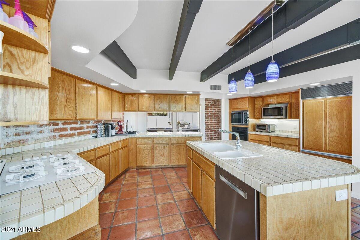 COPELAND HILL - Residential