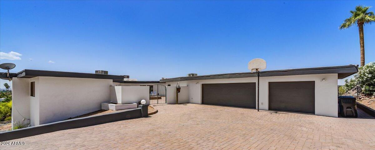 COPELAND HILL - Residential