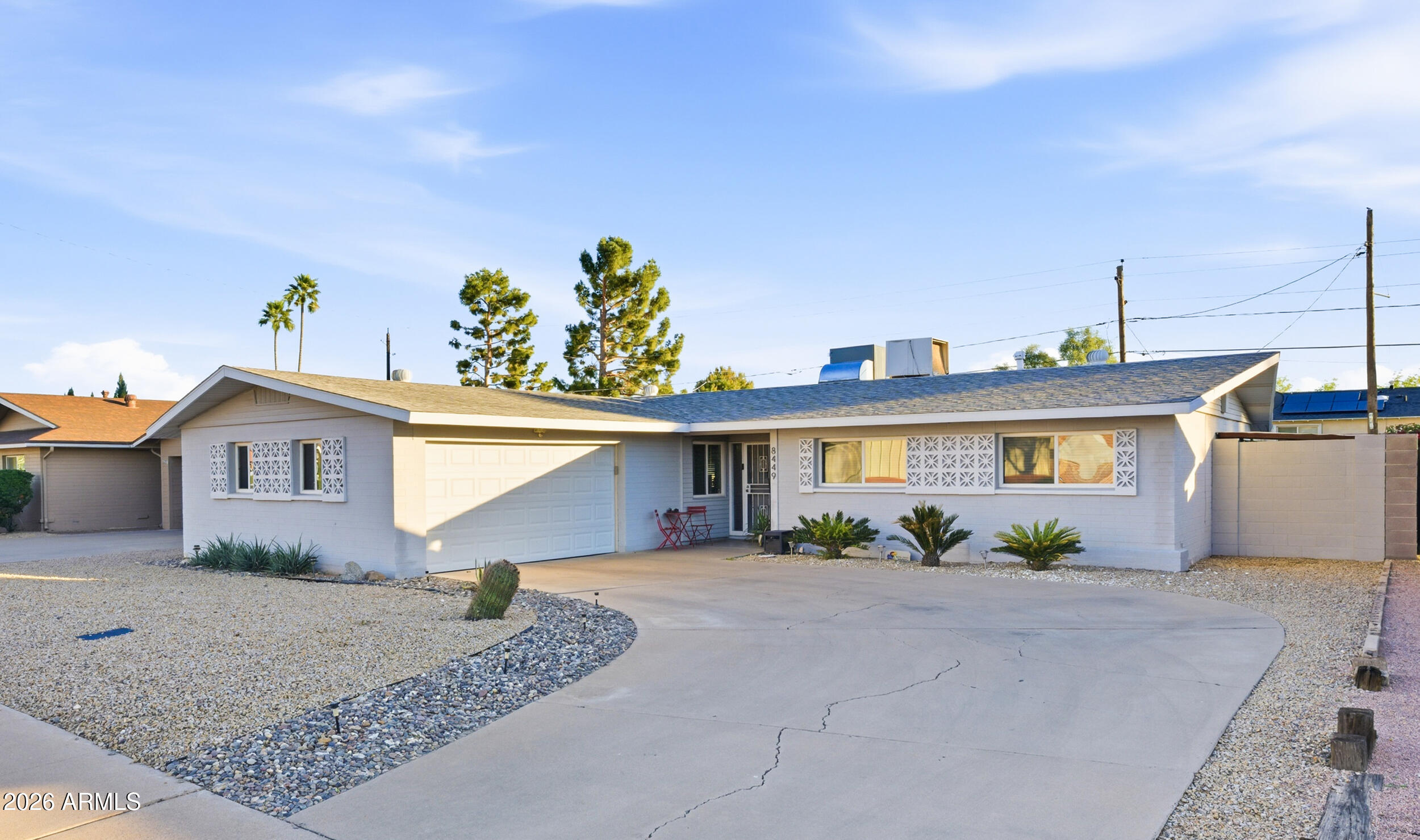 8449 E JACKRABBIT Road