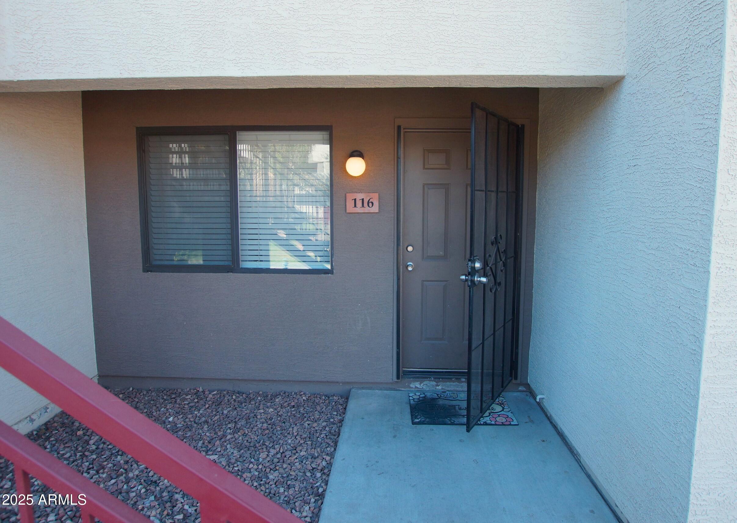 3301 E EARLL Drive 116