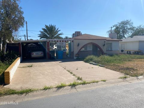 2827 W CAVALIER Drive Phoenix AZ 85017