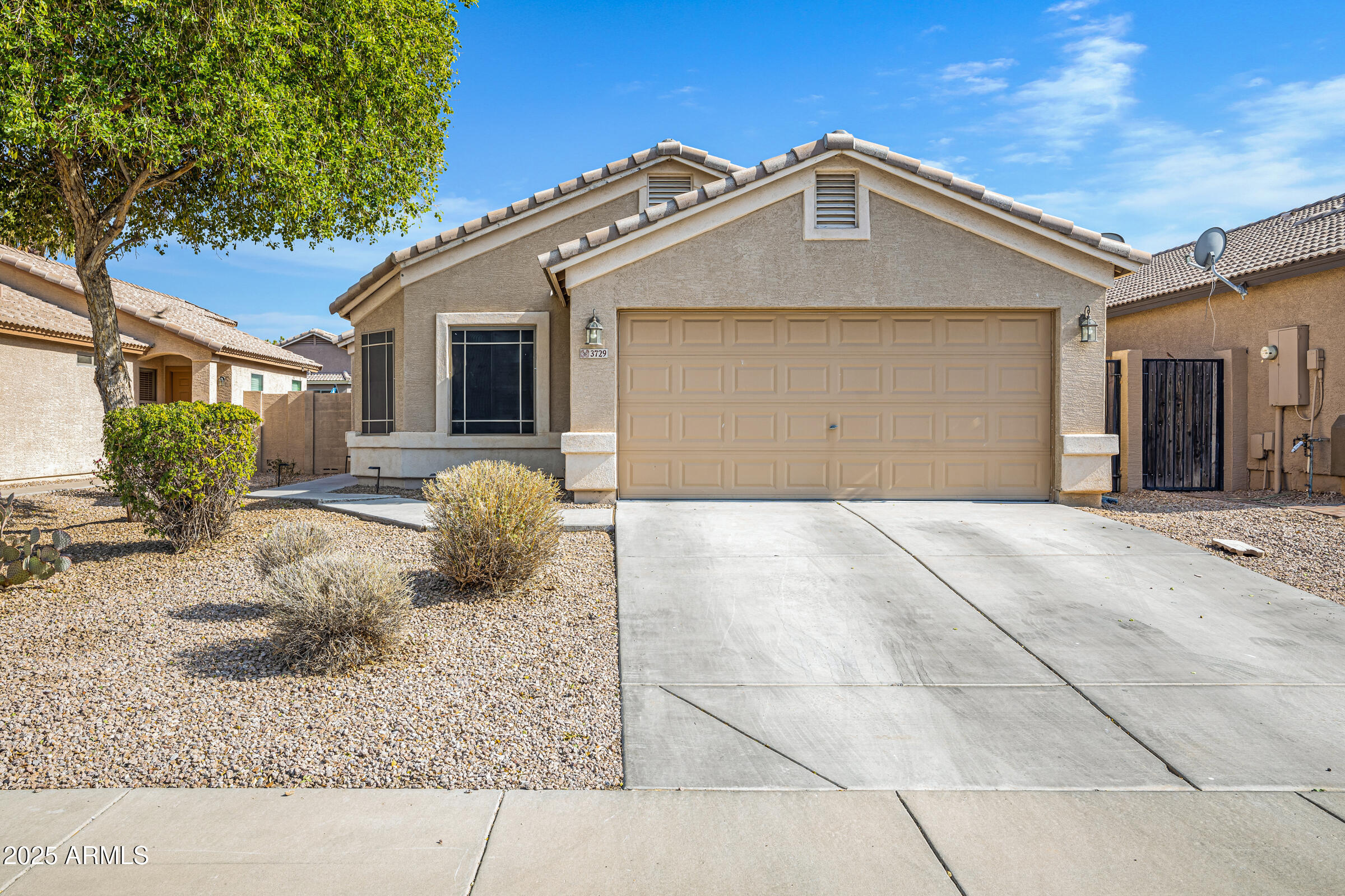 Homes 1 3729 W Carlos Lane