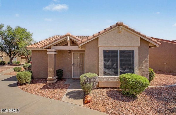 7040 W OLIVE AVE UNIT 40, PEORIA, AZ 85345 - Image 0c1fa54eacaac3f005b0c67baae2c59b/3587090568