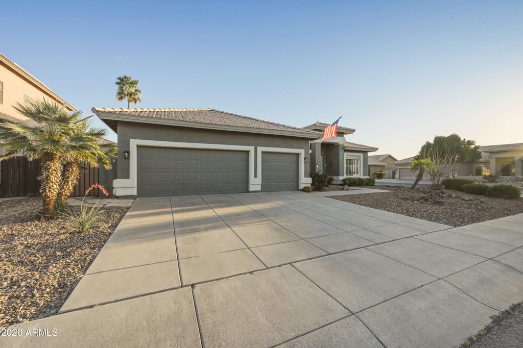 Photo of 221 E Appaloosa Court, Gilbert, AZ 85296 (MLS # 6995025)