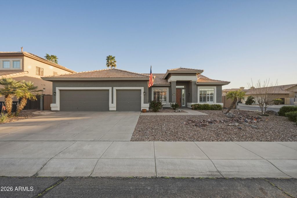 Photo of 221 E Appaloosa Court, Gilbert, AZ 85296 (MLS # 6995025)