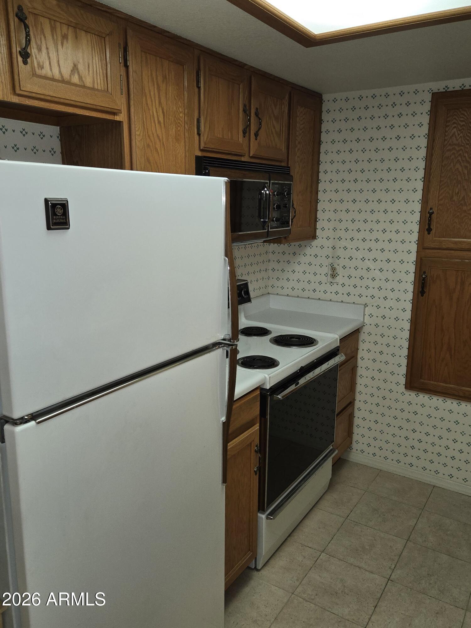 9711 E Mountain View Road 1535