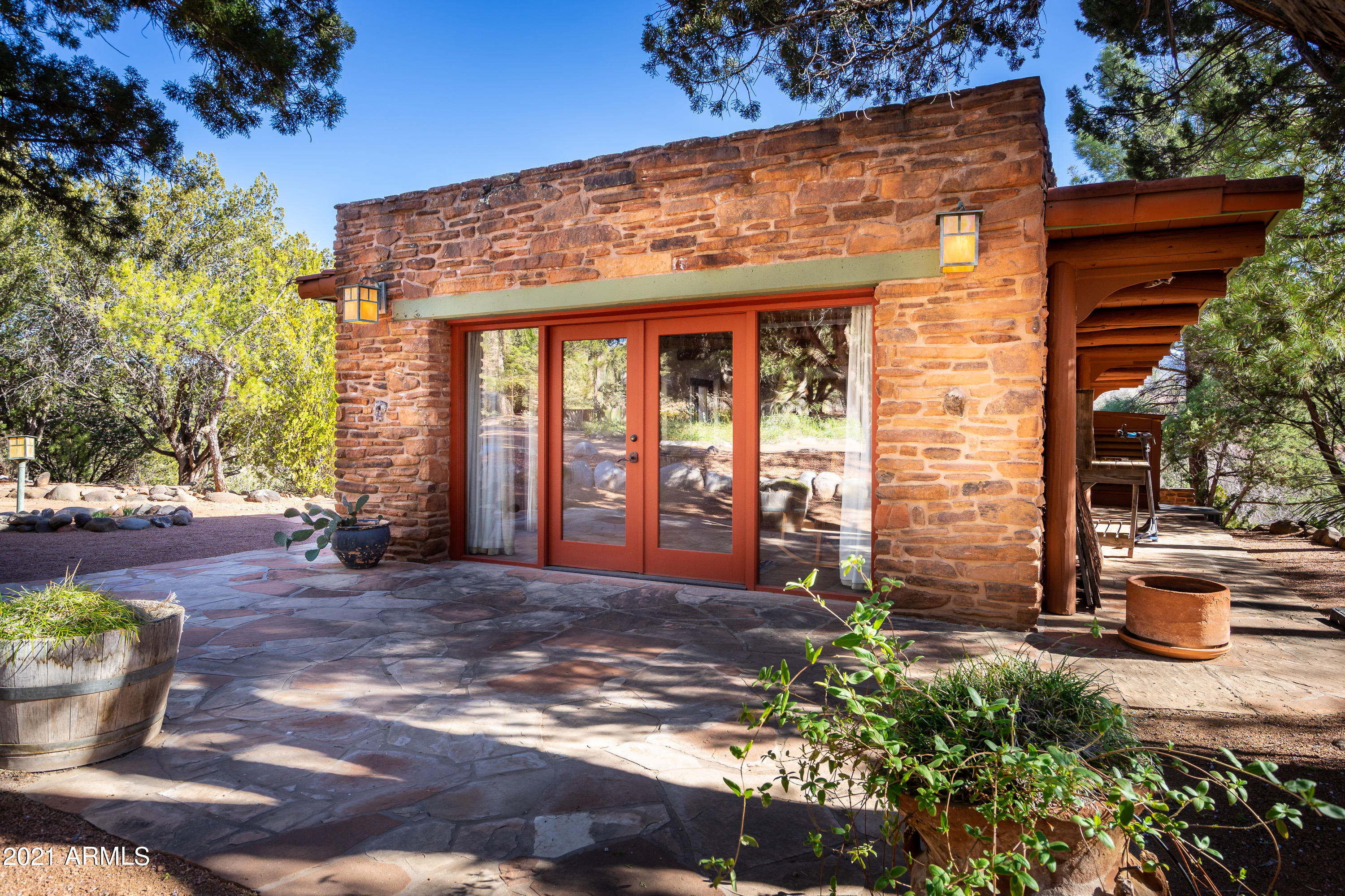 EAST CUP OF GOLD ESTATES - Residential