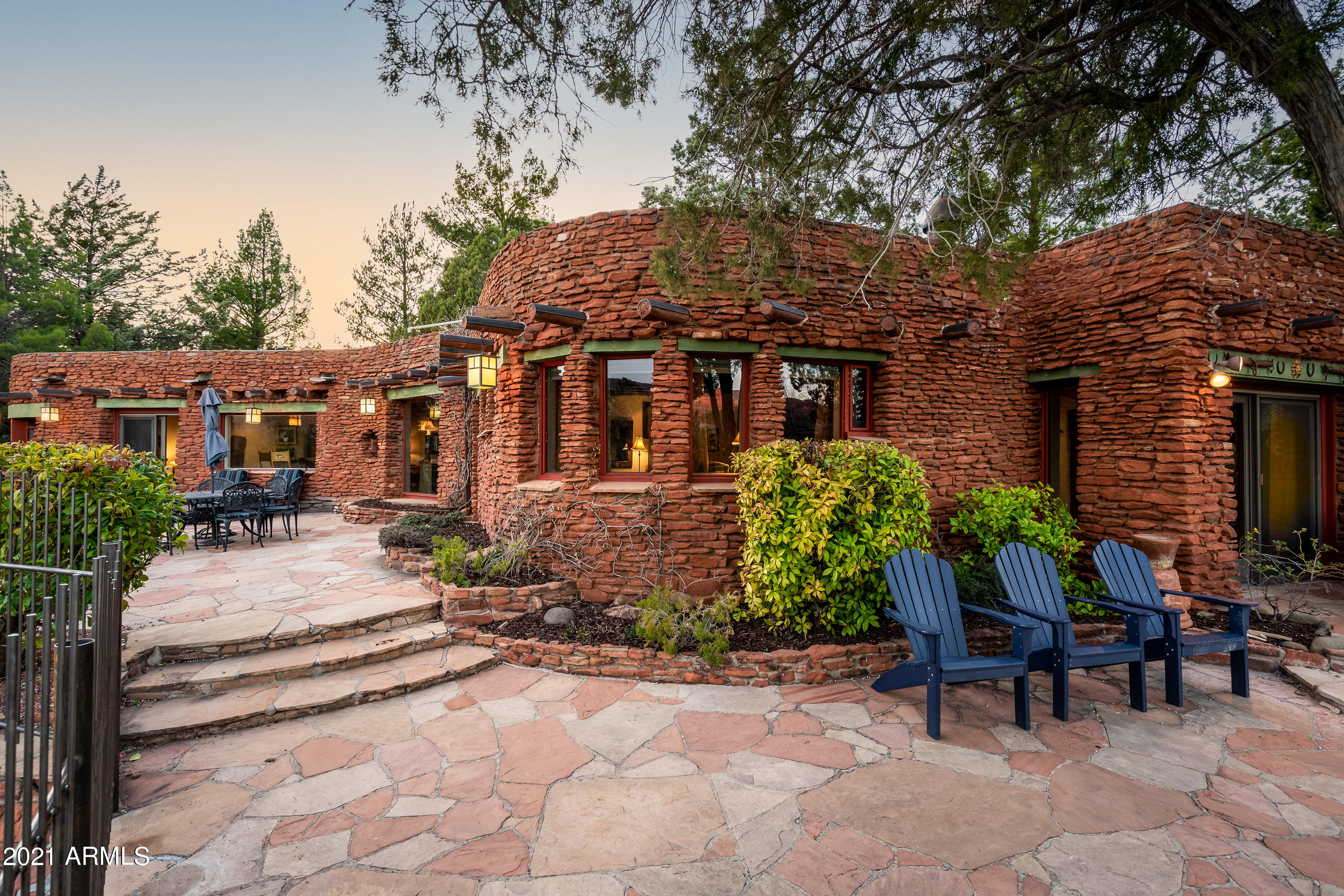 EAST CUP OF GOLD ESTATES - Residential