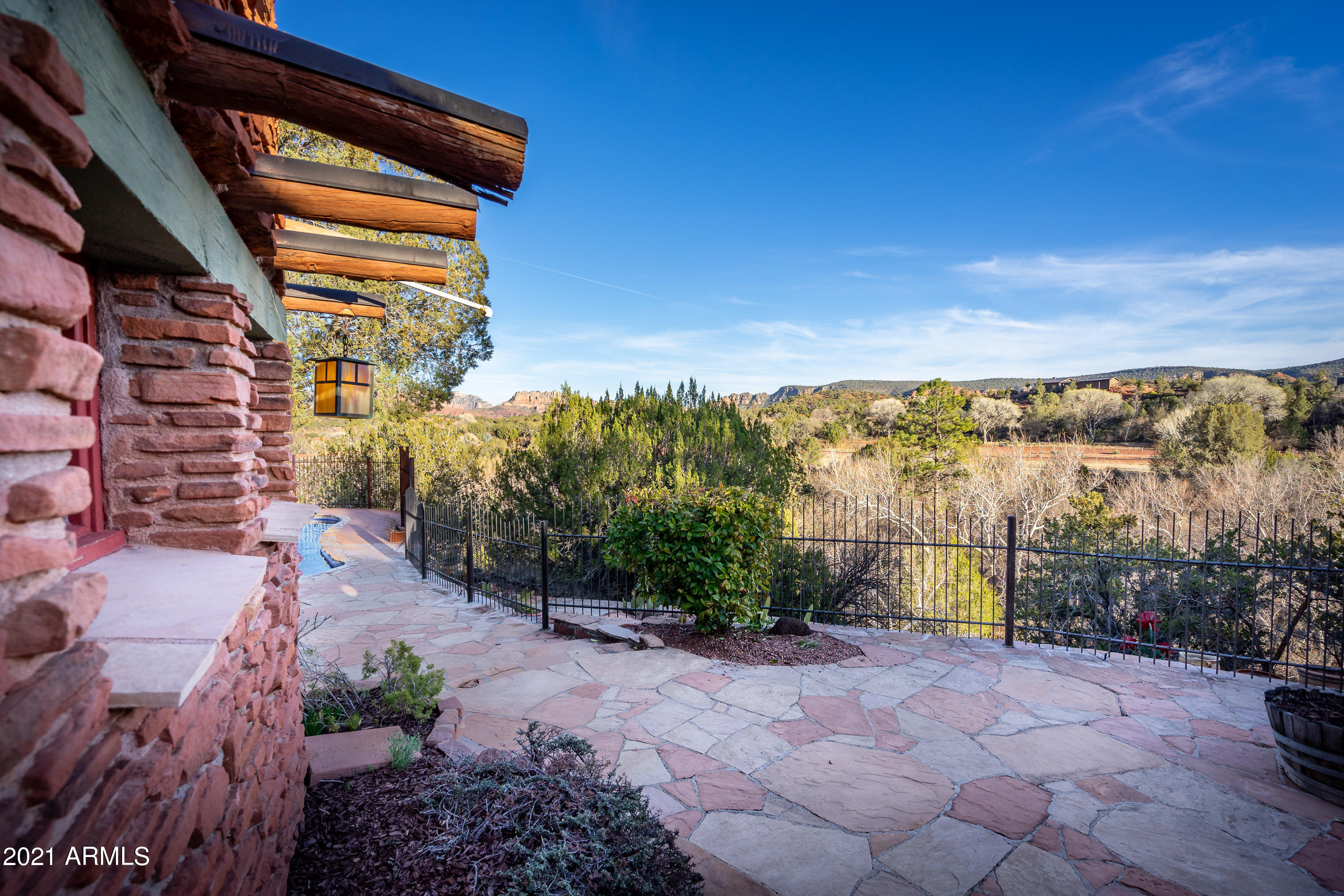 EAST CUP OF GOLD ESTATES - Residential