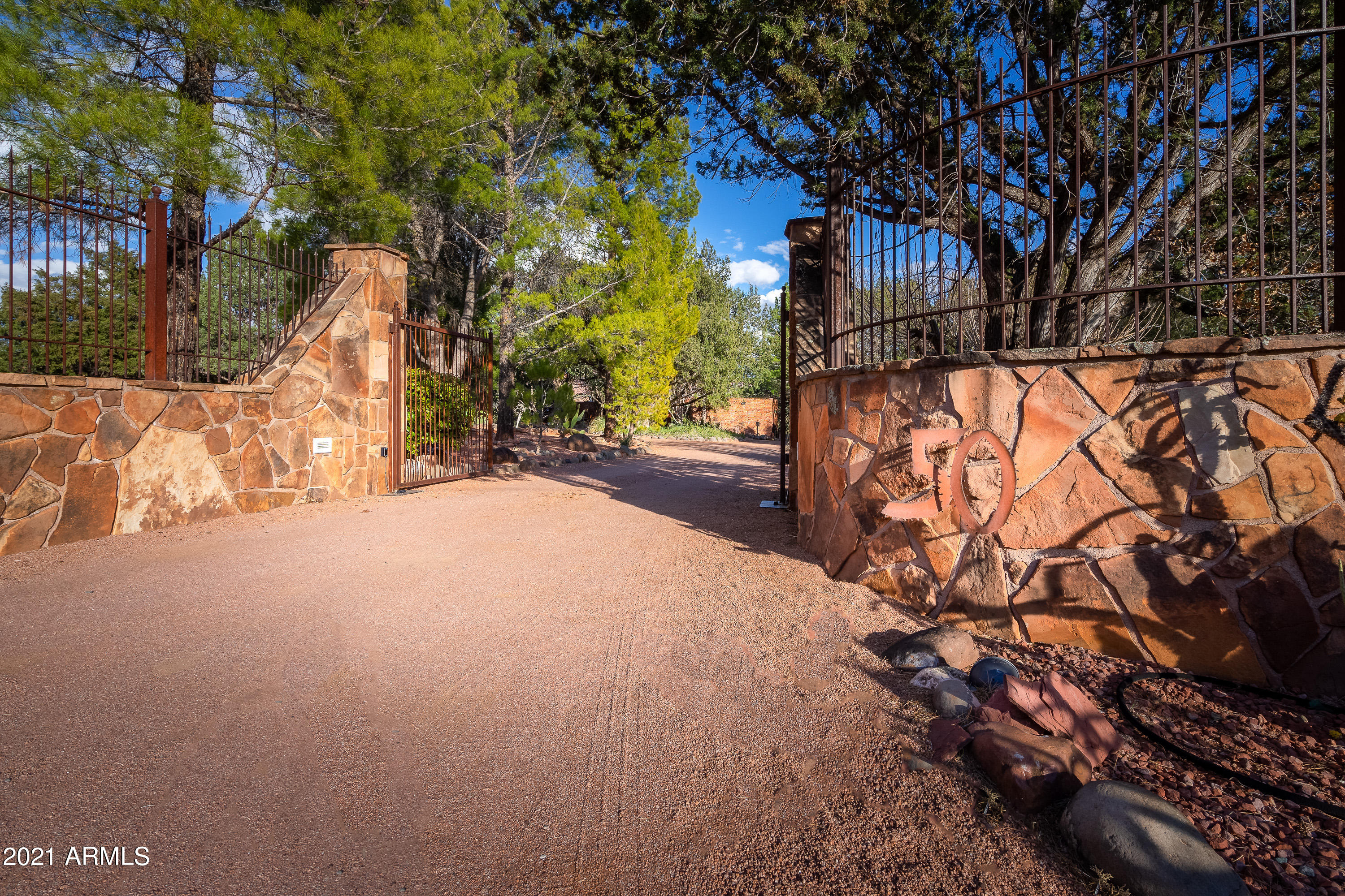 EAST CUP OF GOLD ESTATES - Residential