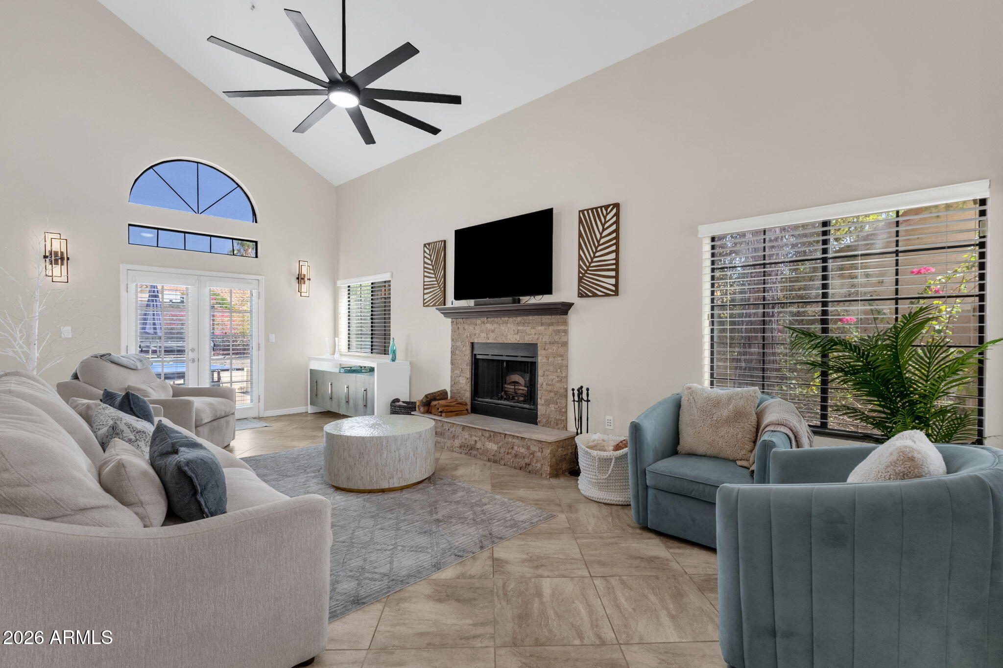 10367 E DAVENPORT Drive