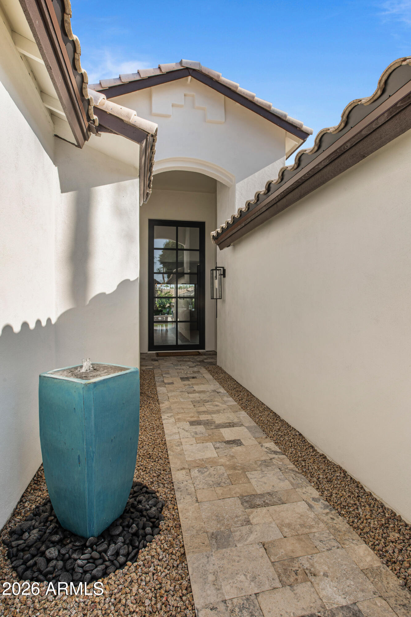 741 W HACKBERRY Drive