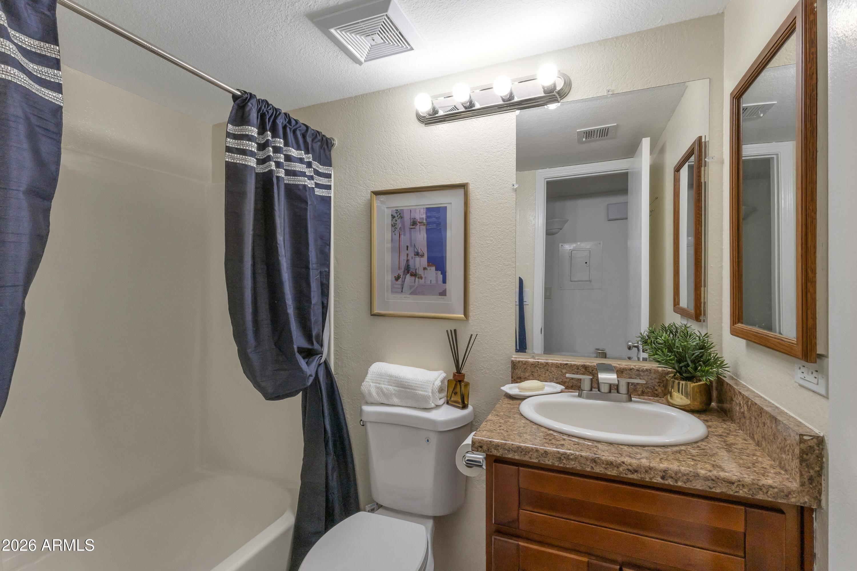 623 W GUADALUPE Road 214