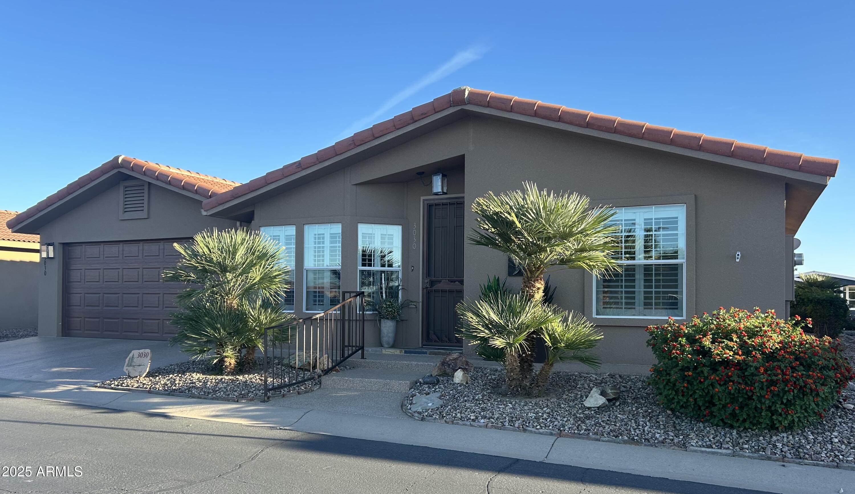 3301 S GOLDFIELD Road 3030