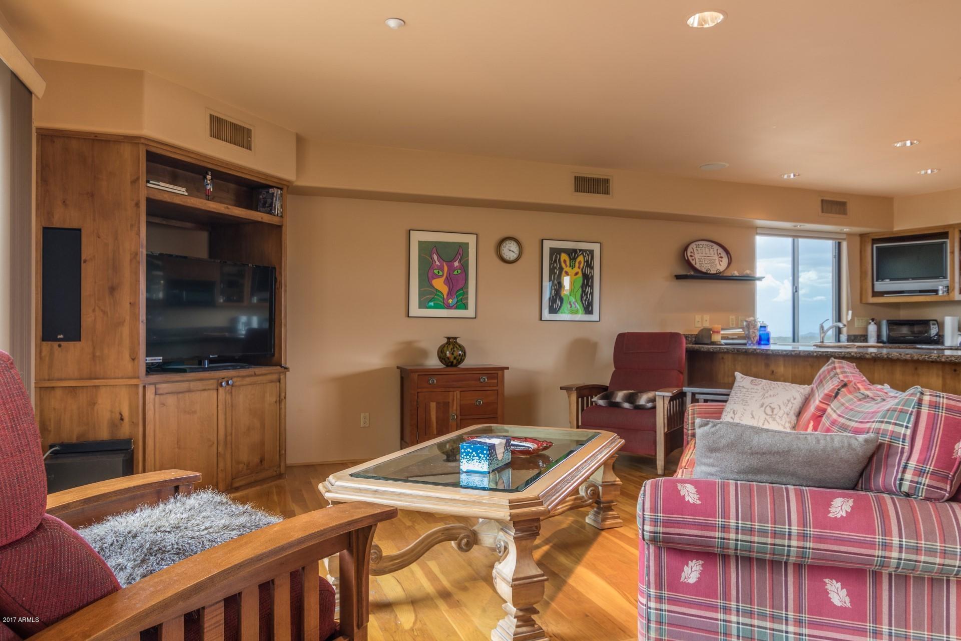 Pinnacle Place - Residential