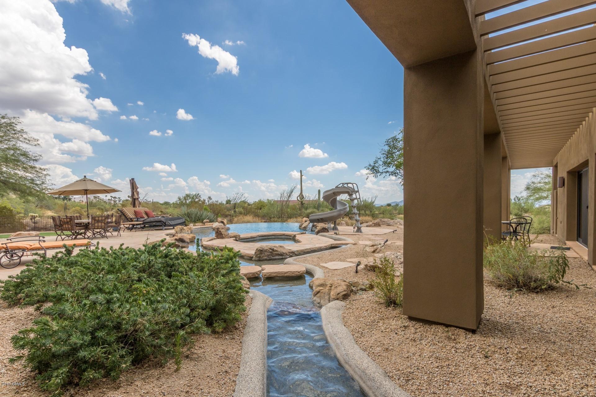 Pinnacle Place - Residential