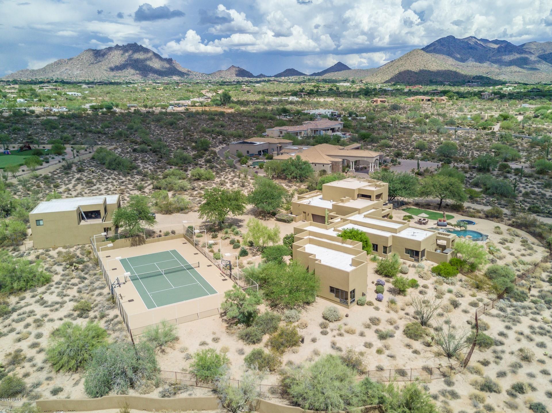 Pinnacle Place - Residential