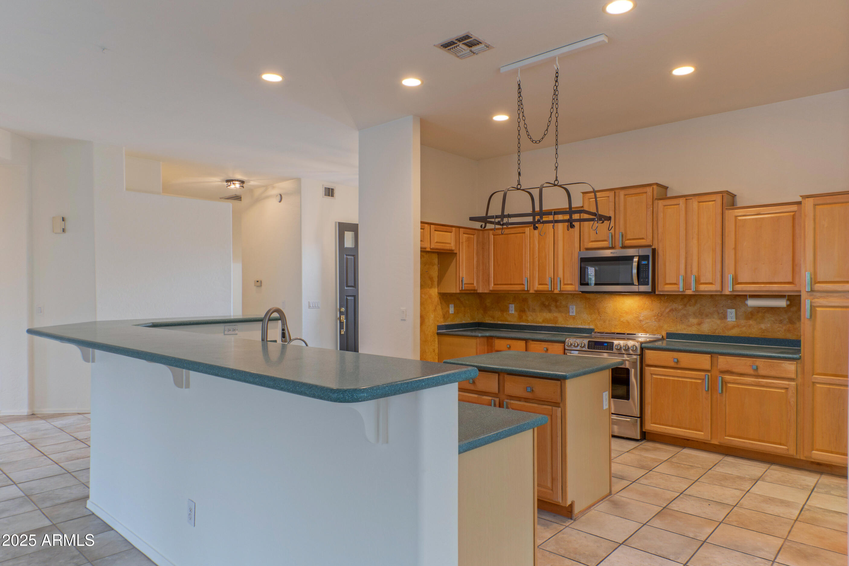 1370 S CENTRAL Drive