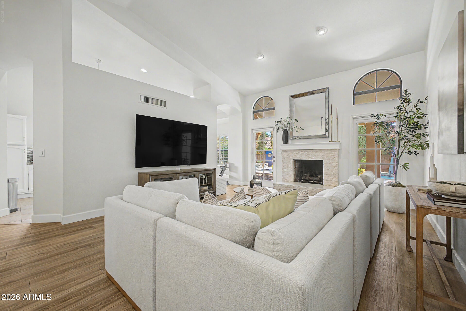 9943 E CAMINO DEL SANTO --
