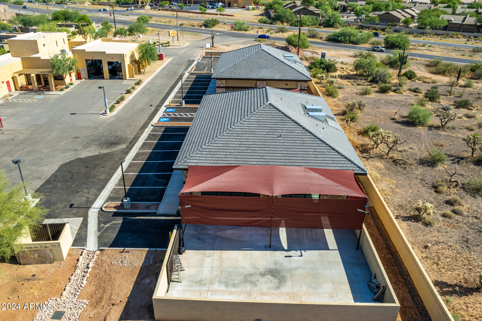 S7 T1S R9E - Commercial Lease
