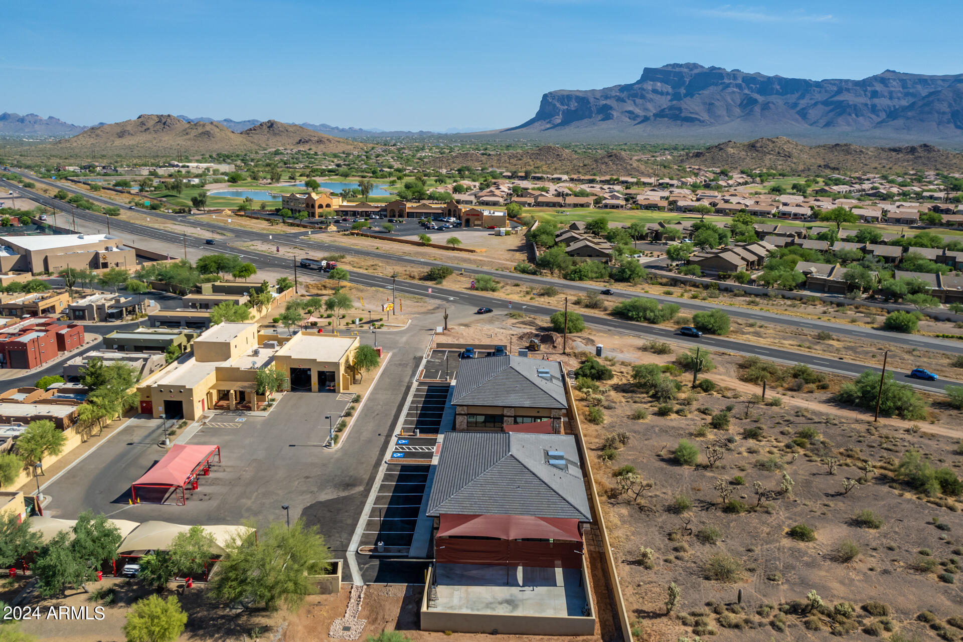 S7 T1S R9E - Commercial Lease