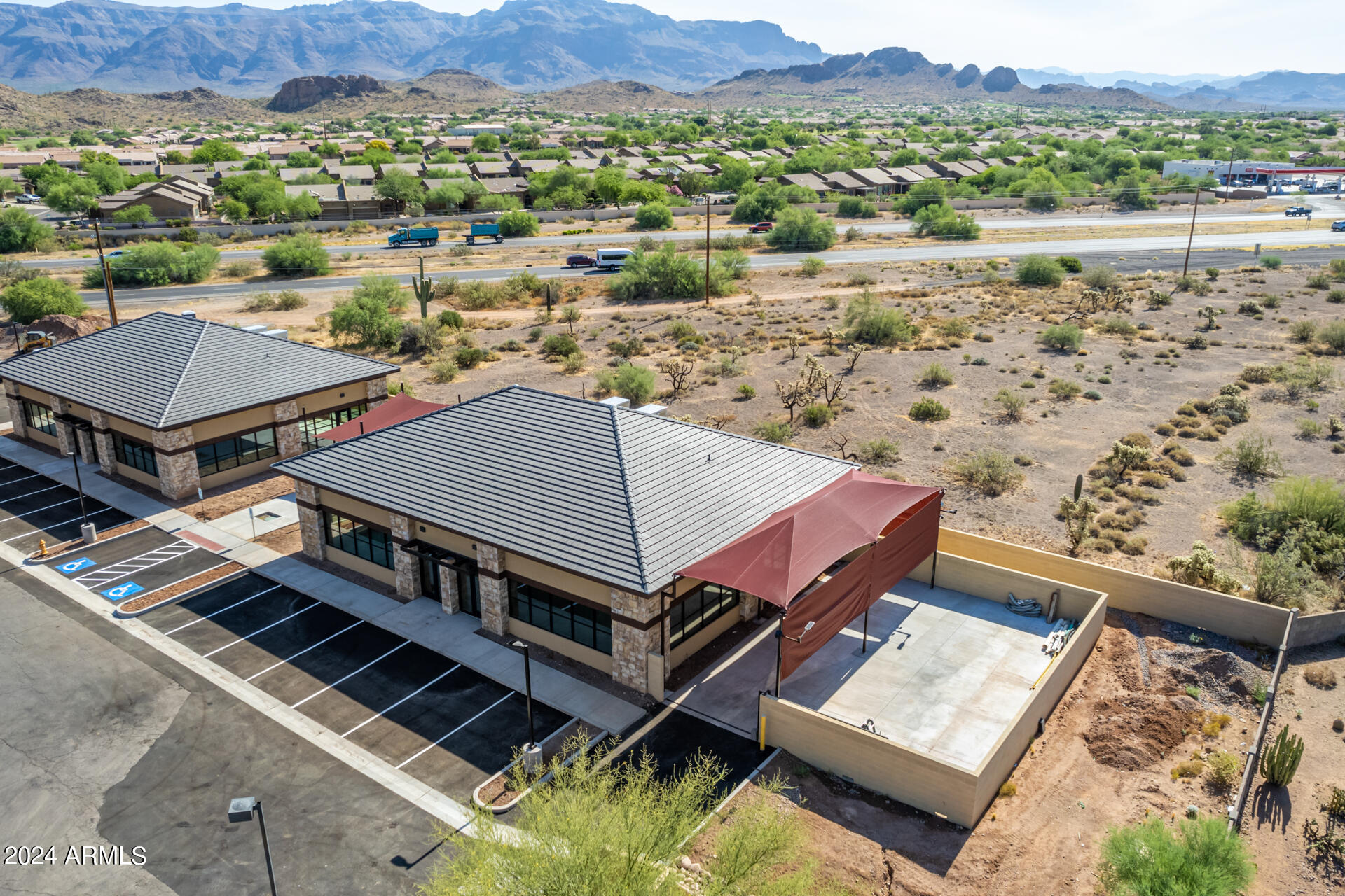 S7 T1S R9E - Commercial Lease