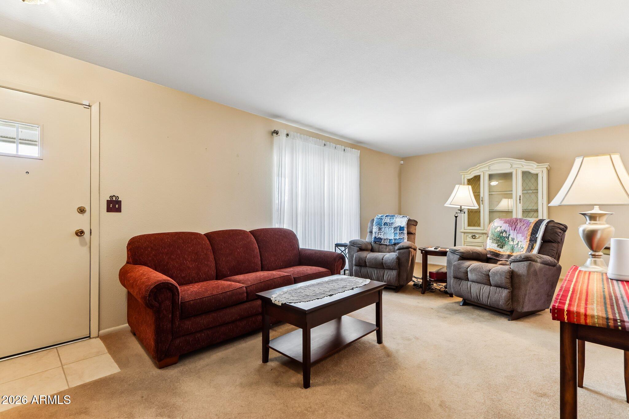 10535 W PRAIRIE HILLS Circle