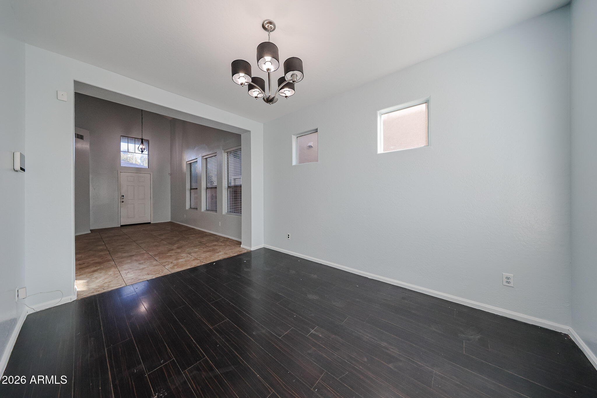 7139 W PIONEER Street