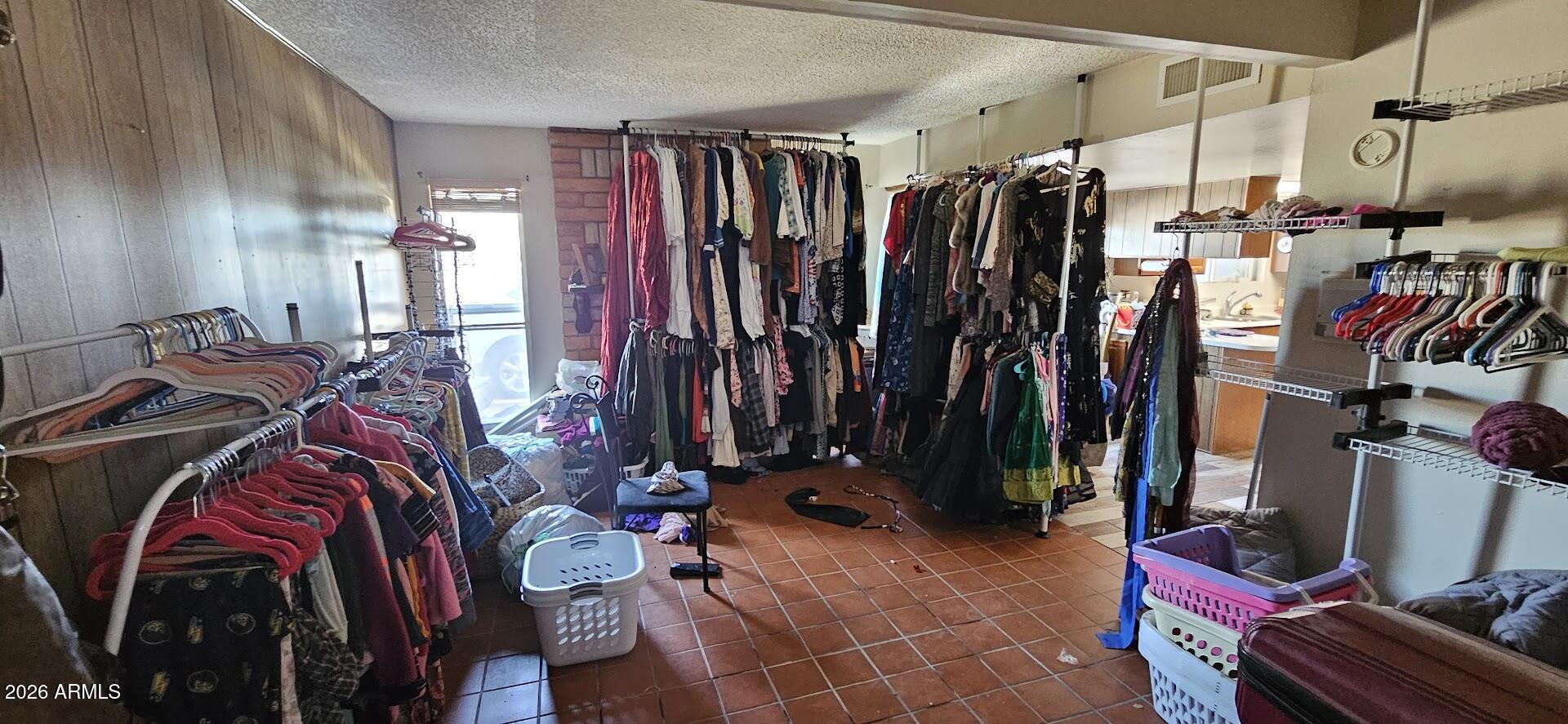 2914 E SAN XAVIER Road