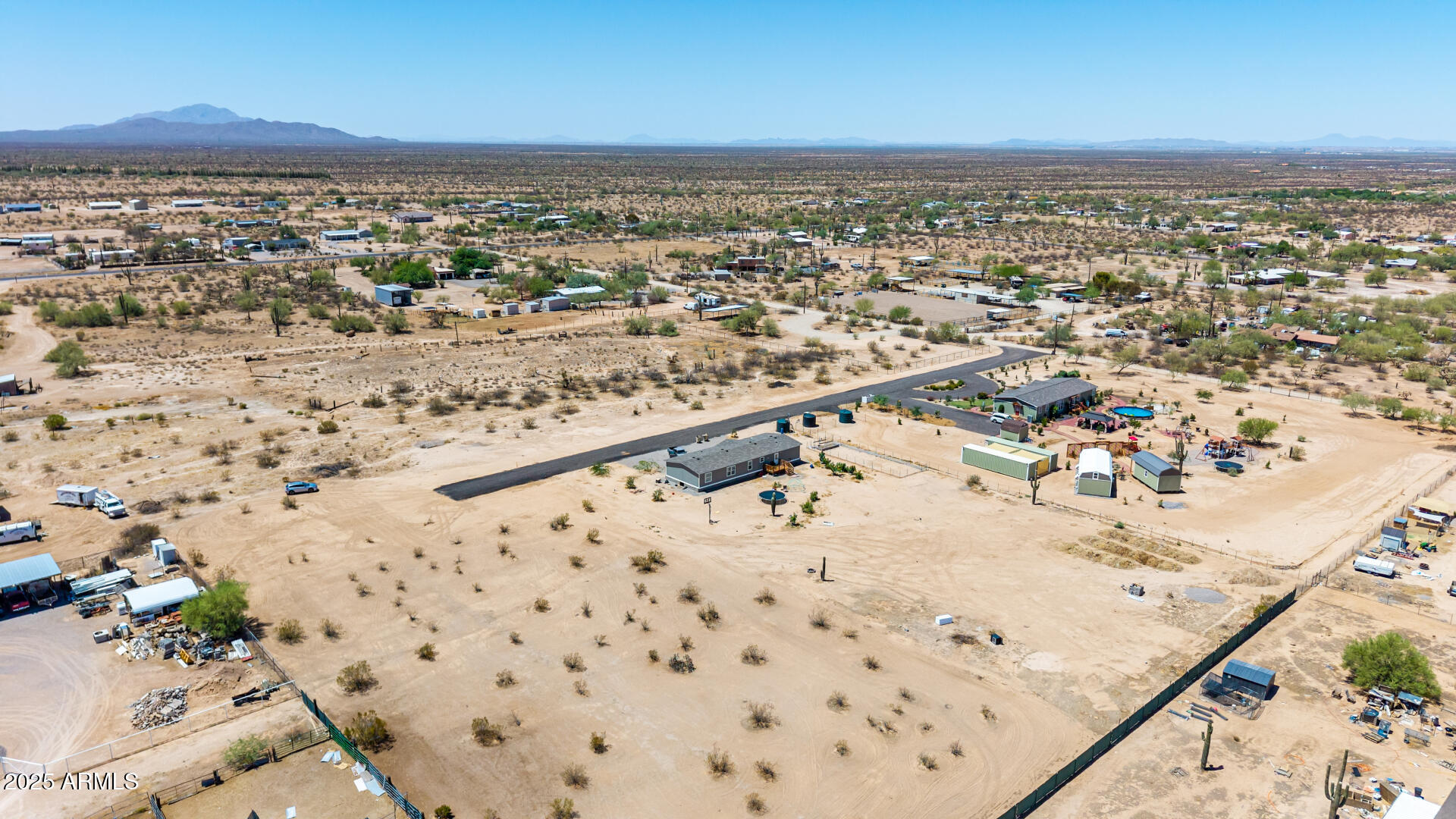 Homes for Sale in Queen Creek Arizona 4 - E DAY SPRING Lane 20614010V