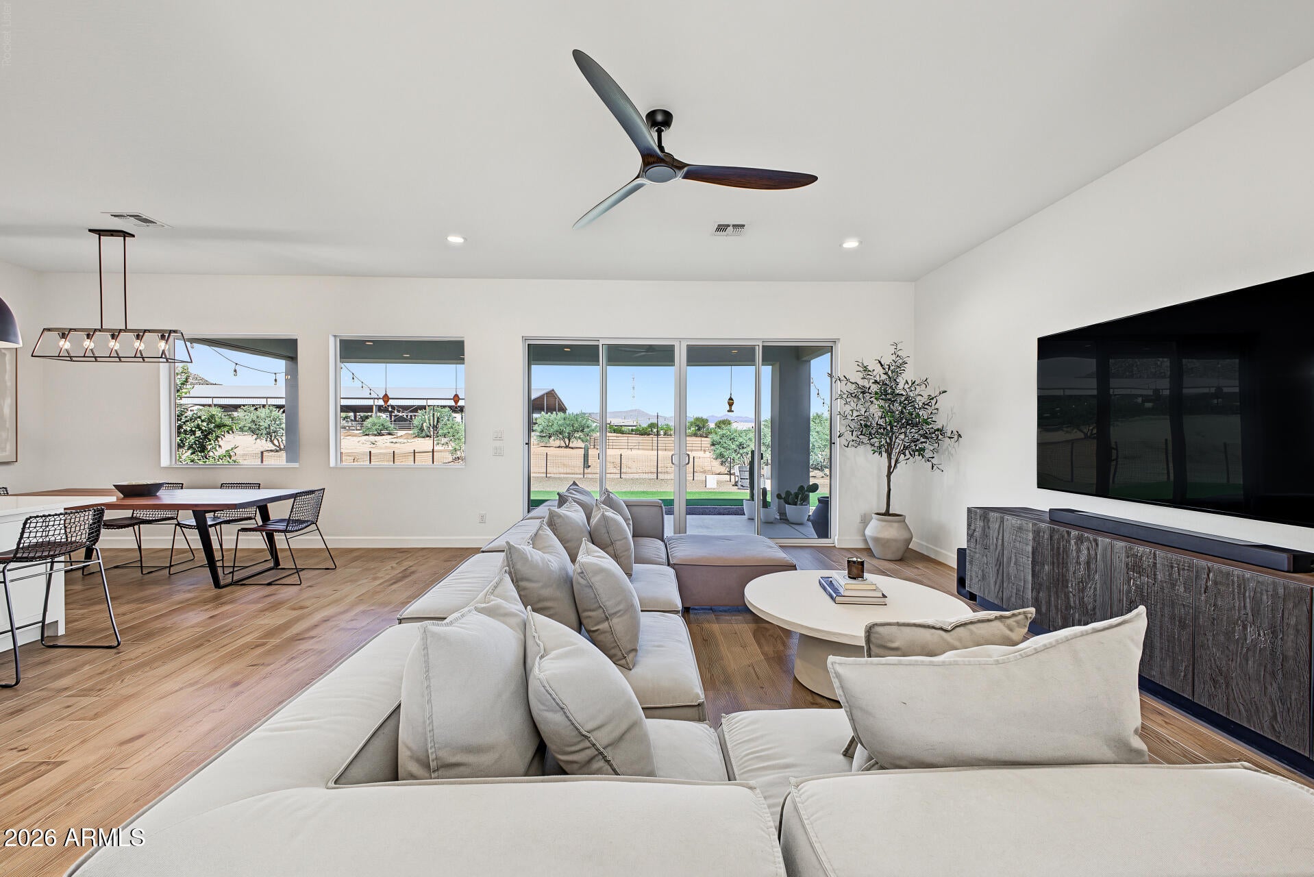 13736 E RANCHO LAREDO Drive