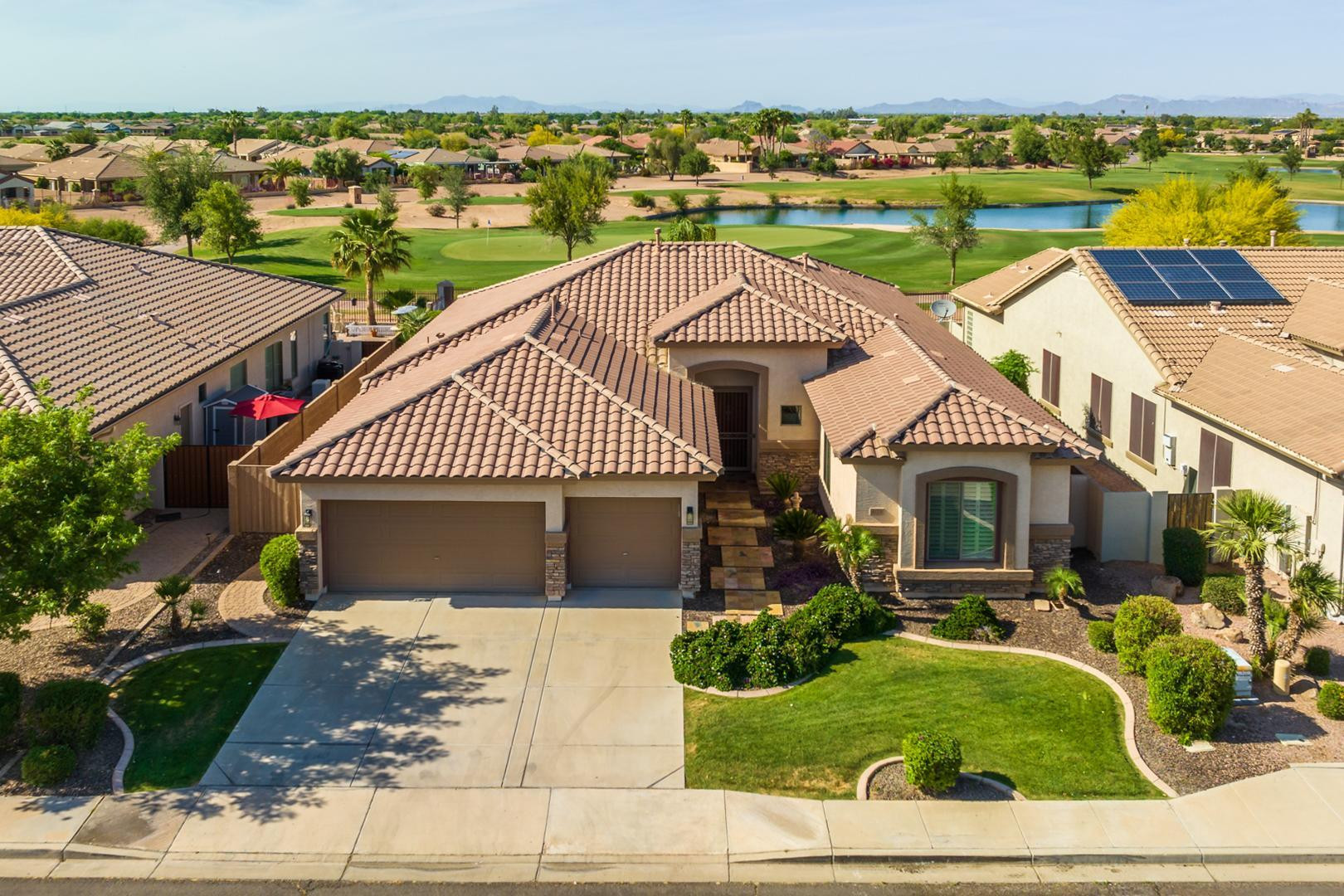 4176 E CLUBVIEW Drive