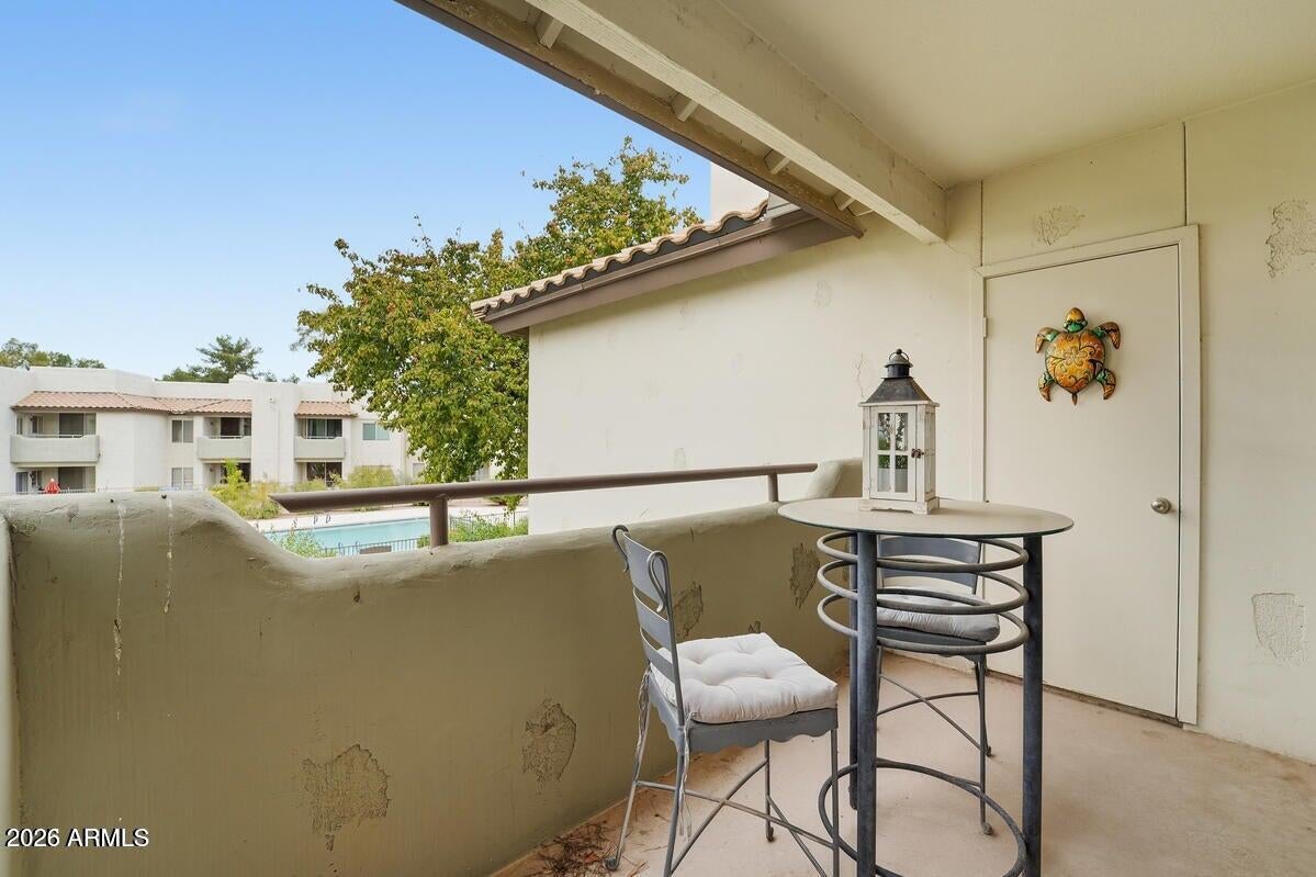 1825 W RAY Road 2044