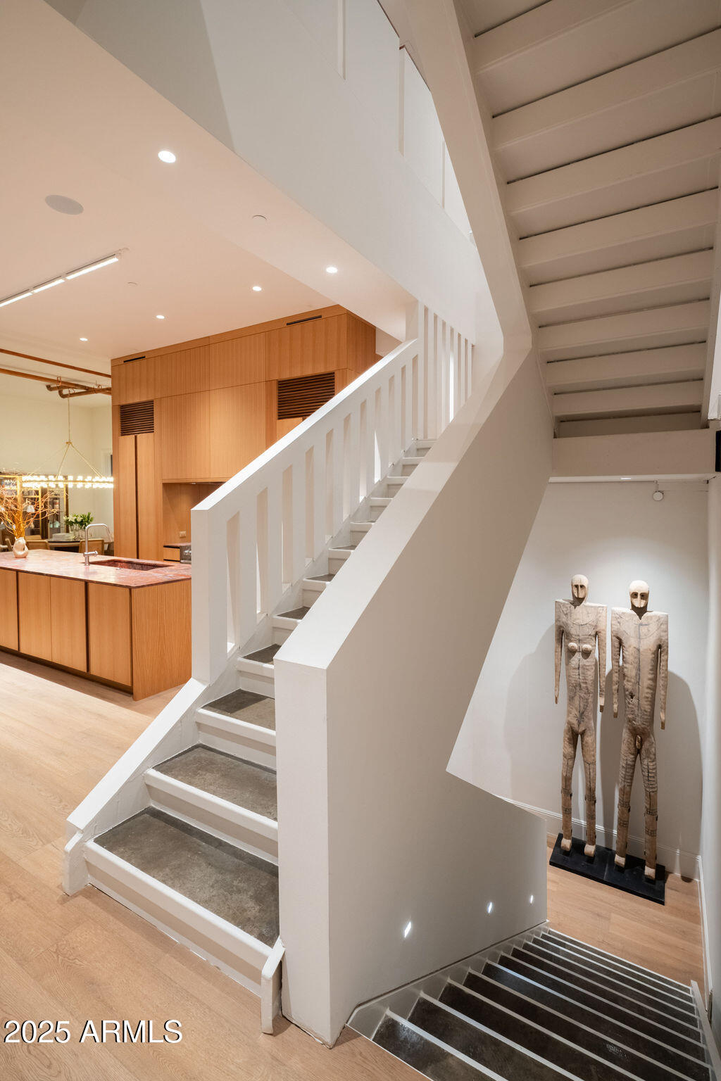 50 W Palm Lane