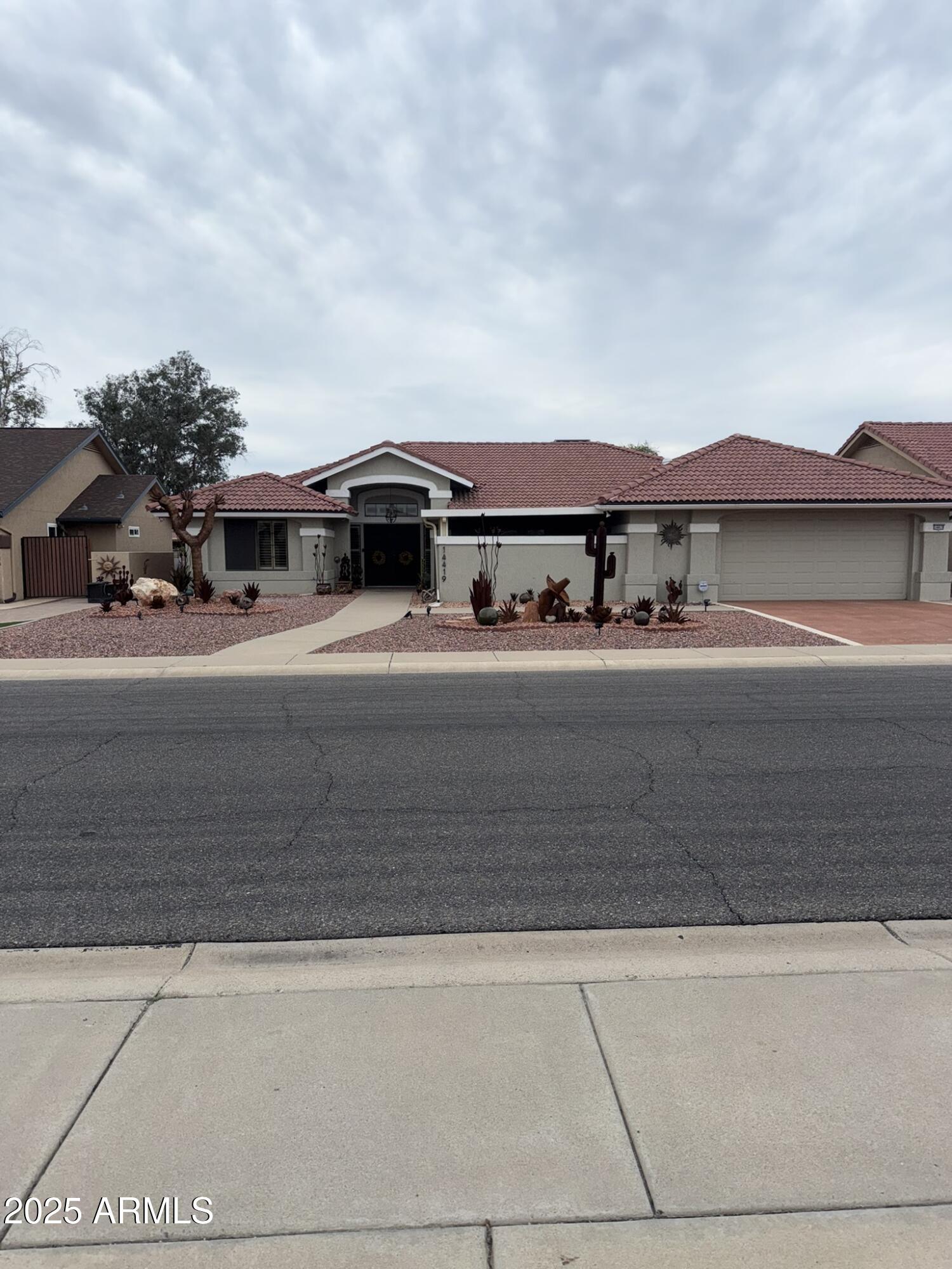 14419 W Ravenswood Drive