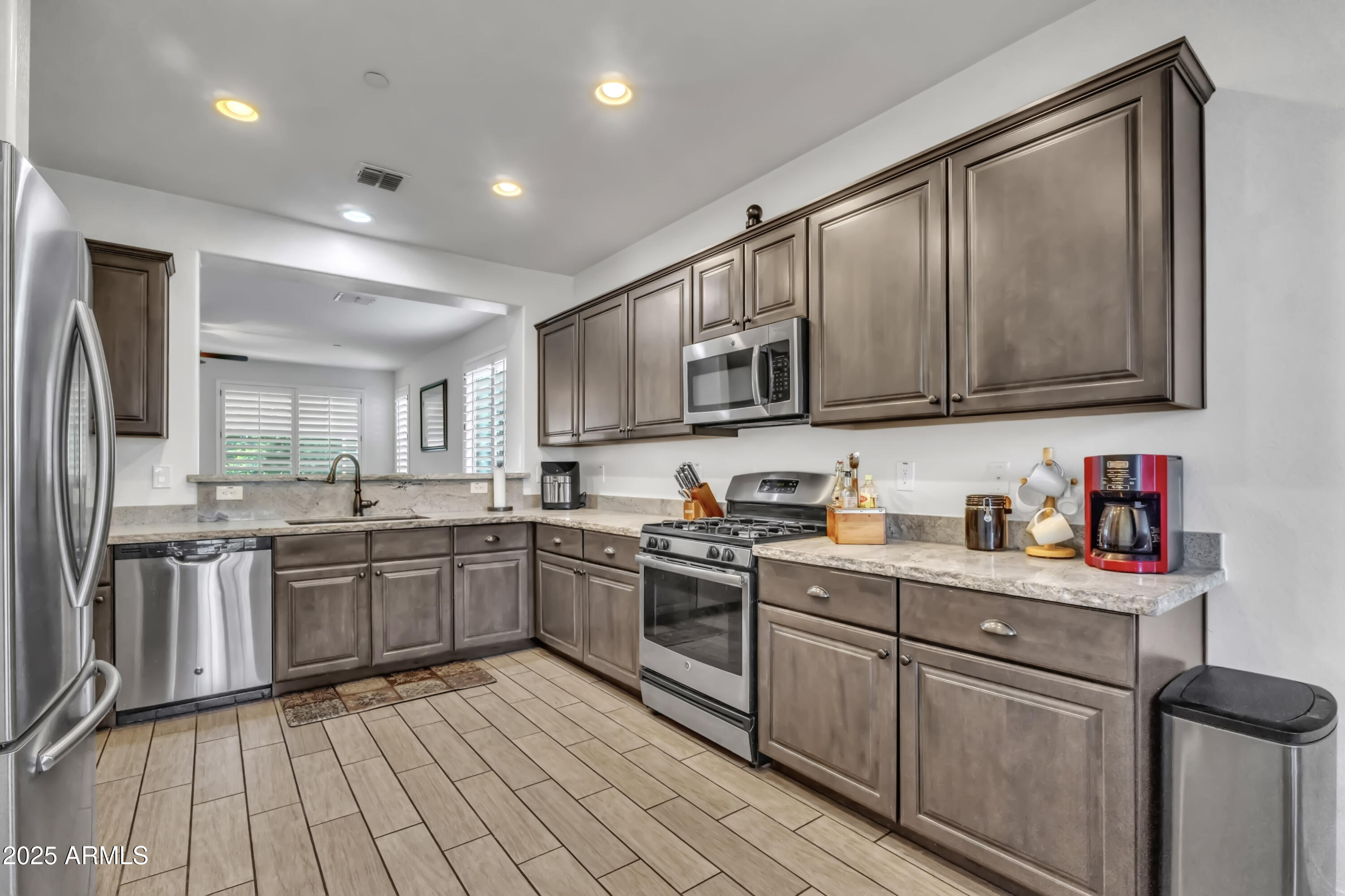 2292 S MINNEOLA Lane