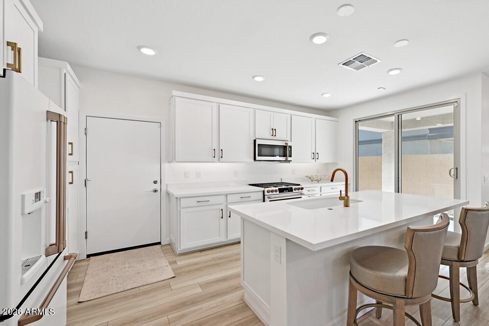 1303 W BLUEJAY Drive