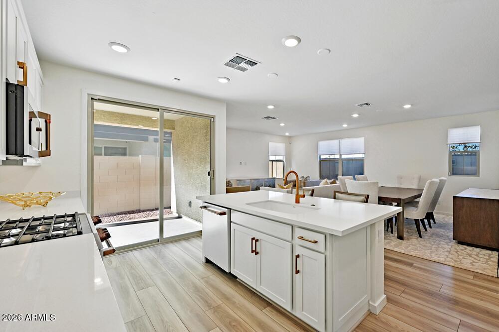 1303 W BLUEJAY Drive