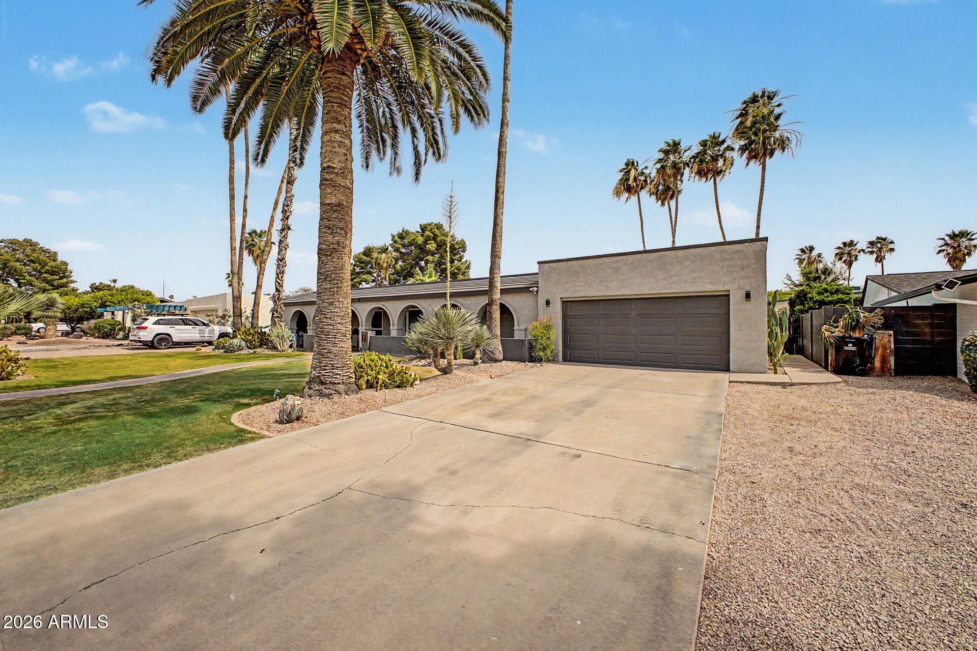 MOON VALLEY 2 - Residential