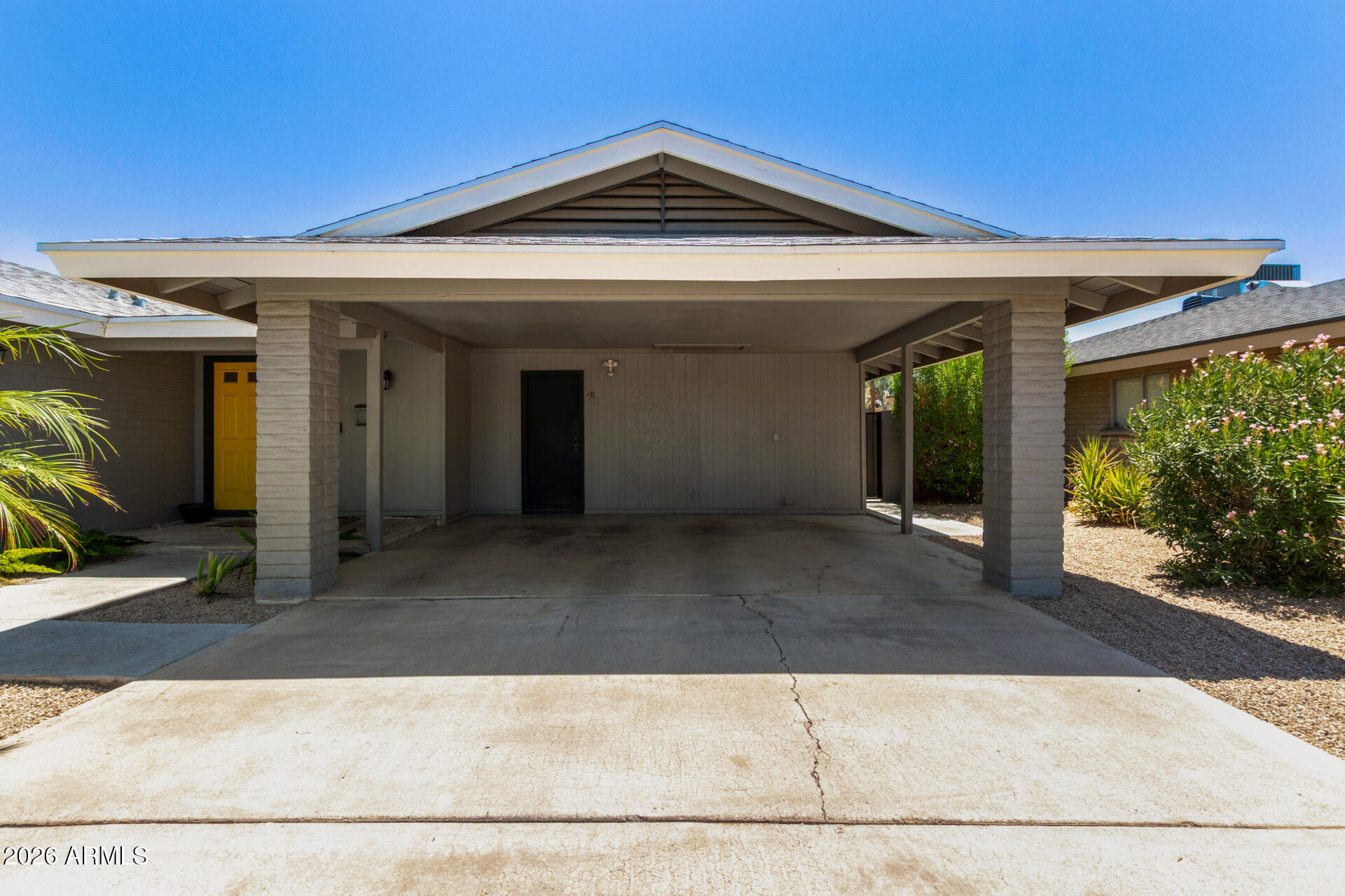 1065 E Fairmont Drive