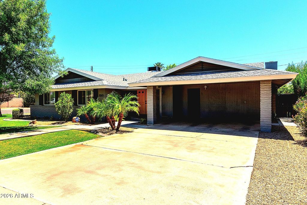 Photo of 1065 E Fairmont Drive, Tempe, AZ 85282 (MLS # 6976024)