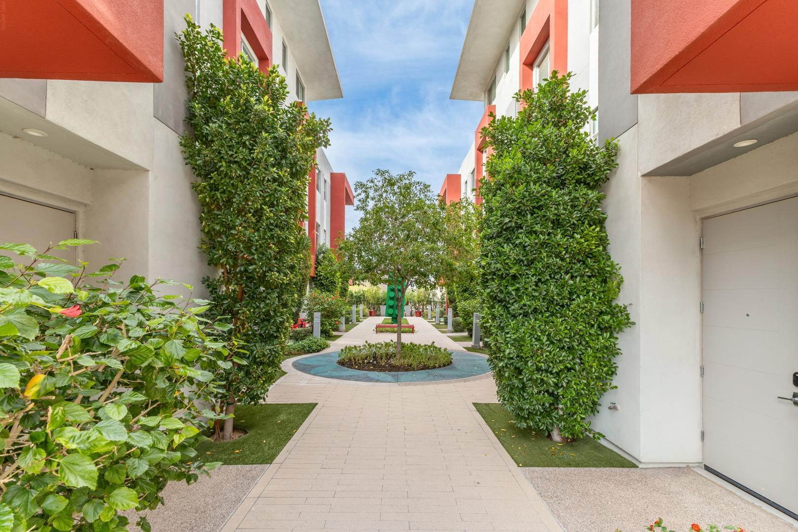 16510 N 92nd Street Unit 1017