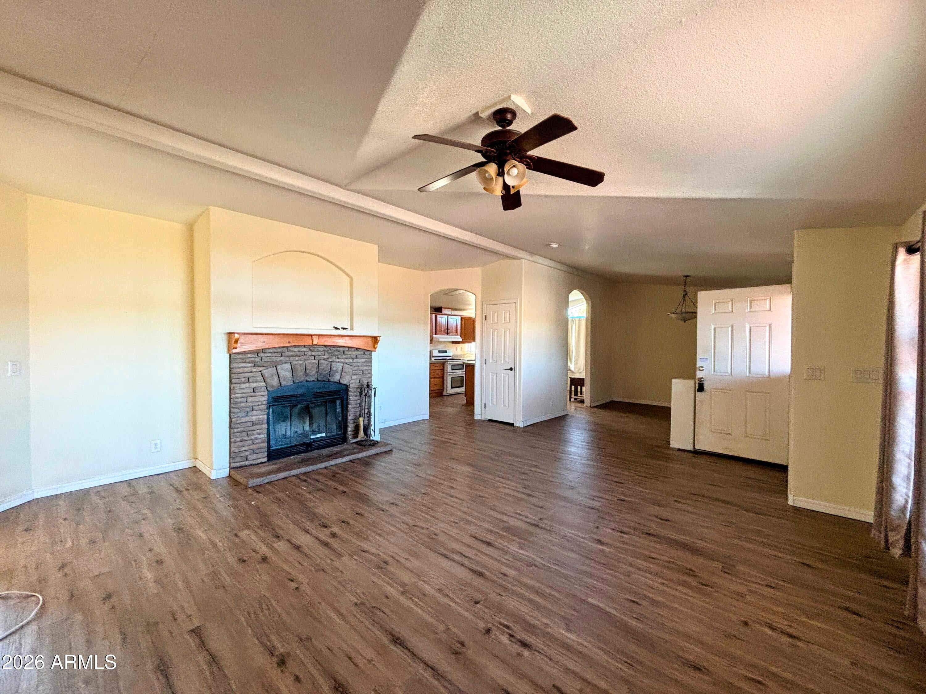 111 County Road 8015