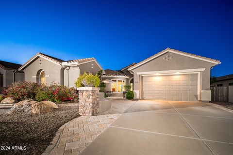 Single Family Residence in New River AZ 4912 Silva Drive.jpg