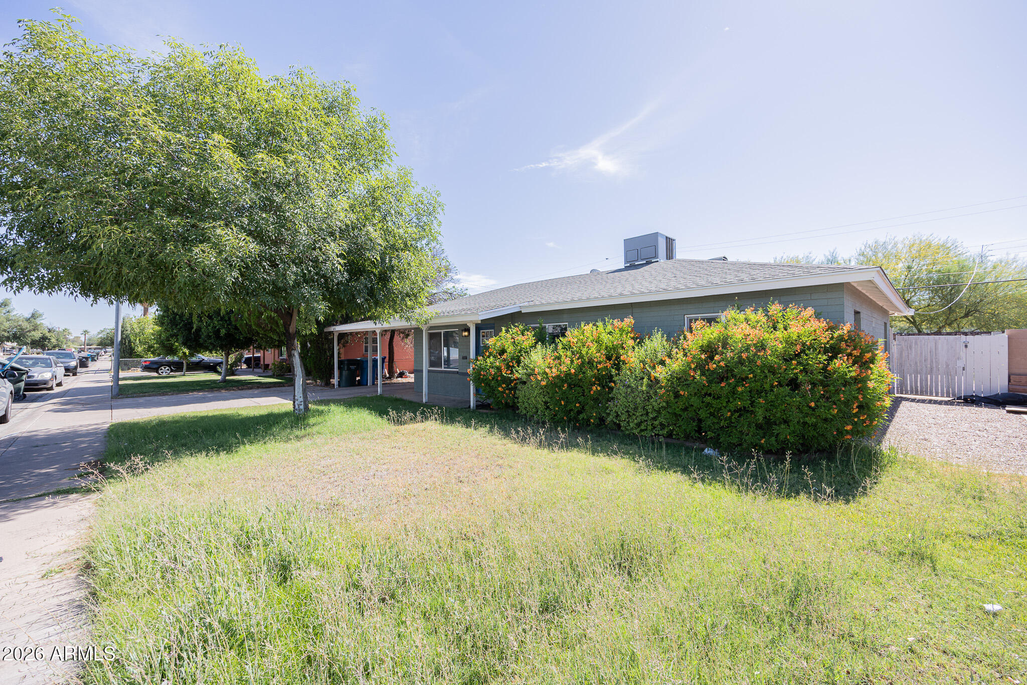 6521 N 19TH Drive