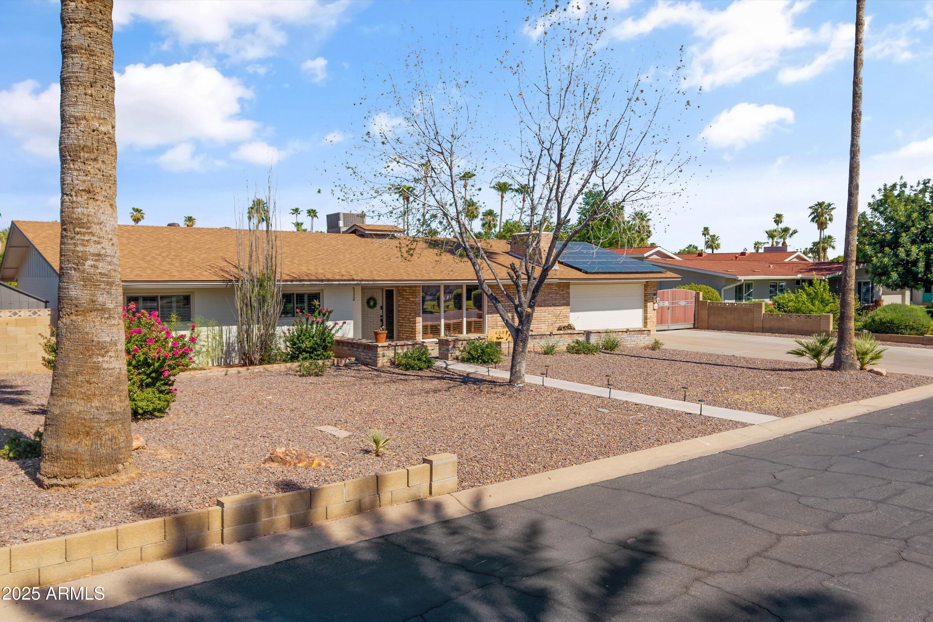 408 REDONDO Drive W