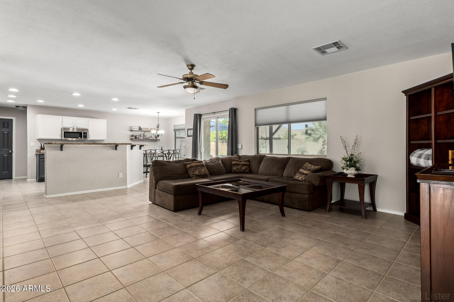 3102 W ZACHARY Drive