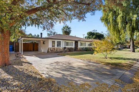 1825 E MEDLOCK Drive Phoenix AZ 85016